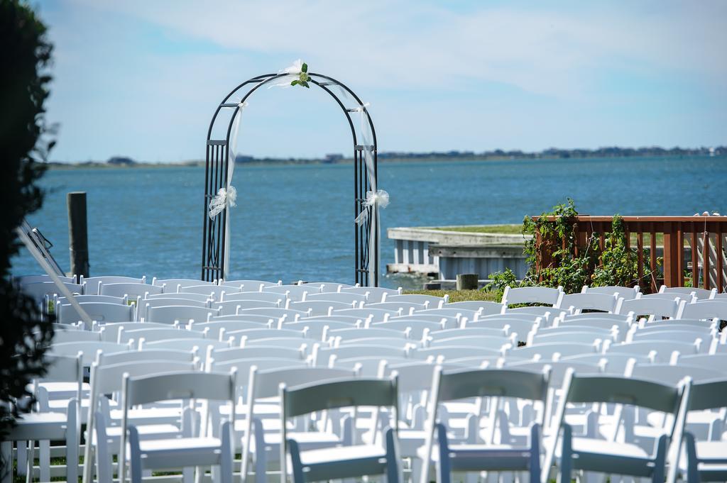 The Inn Spot Hampton Bays Exterior photo